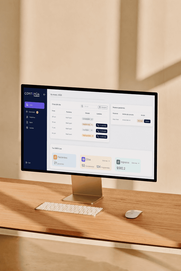 continualatam clinic dashboard displayed on a desktop monitor